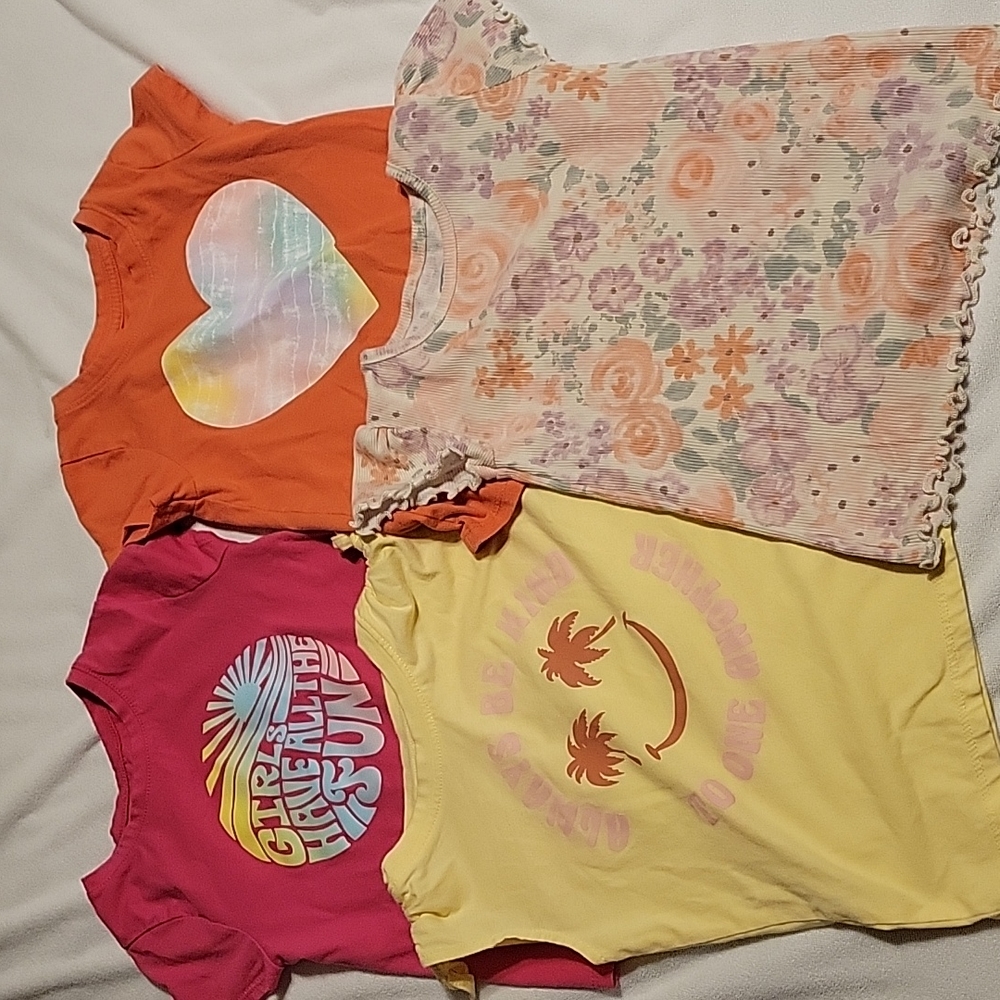 Toddler girls t-shirts. Size 4t.